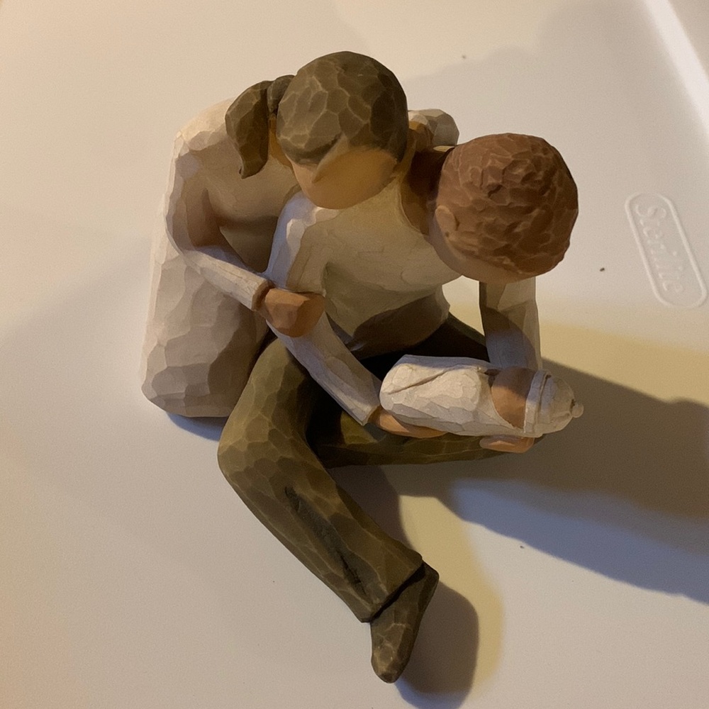 Willow Tree | “New Life” Figurine | Mom, Dad, & Baby